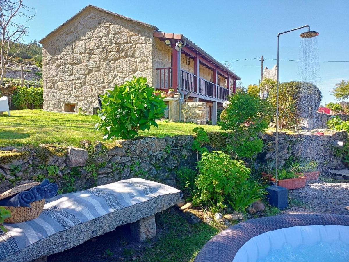 Jardim Da Rosa Pensionat Monção Exteriör bild