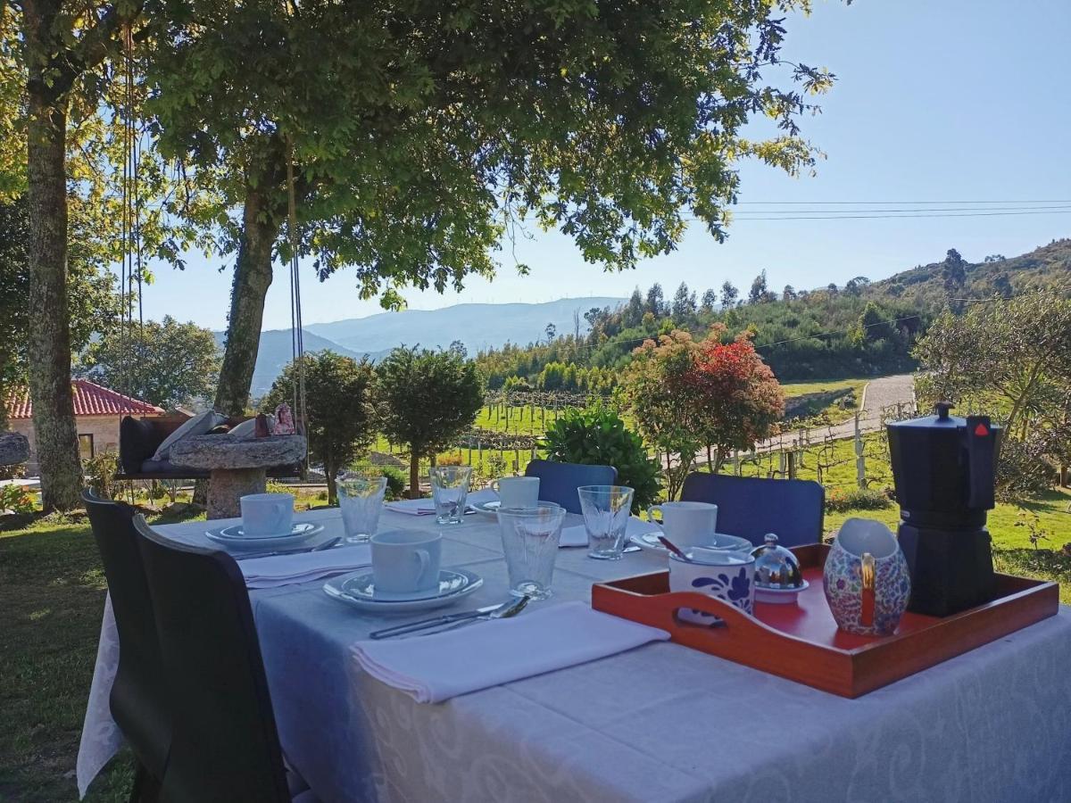 Jardim Da Rosa Pensionat Monção Exteriör bild